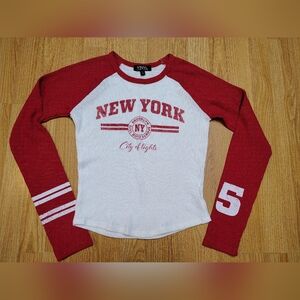 Vynal Icon Brand,Red and White Waffle Knit Top size L